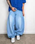 Calça barrel dazzling SUPER LARGA azul claro